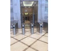 新华国金中心写字楼精装修353㎡