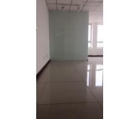 和通大厦写字楼中等装修350㎡