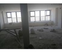 红星国际写字楼中等装修95㎡