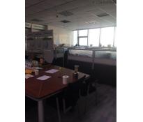 新天地大厦写字楼中等装修180㎡