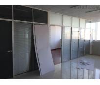 新天地大厦写字楼中等装修300㎡