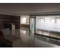 富裕中心0精装修300㎡