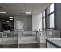 新华国金中心写字楼中等装修249㎡