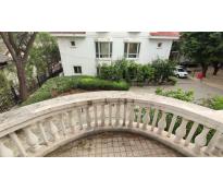 天津瑞金花园写字楼中等装修220㎡