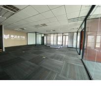 富力中心写字楼中等装修350㎡