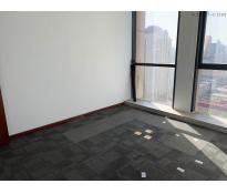 新华国金中心写字楼中等装修200㎡