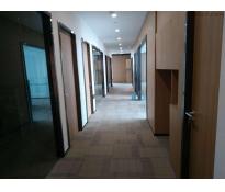 天津国际金融中心写字楼中等装修600㎡