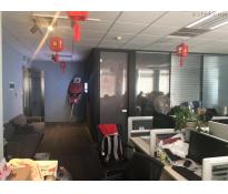 富力中心写字楼中等装修300㎡