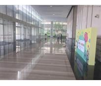 融侨中心写字楼中等装修160㎡